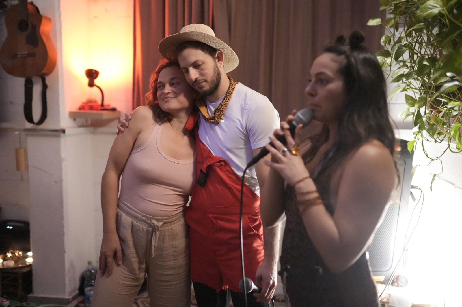 רגע מהערב - 1